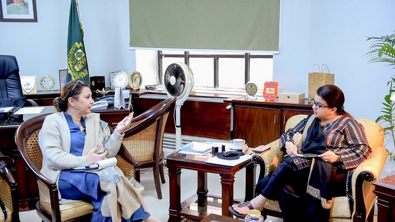 SAPM Shaza Fatima Khawaja held a meeting with ED NITB Ms.Aisha Moriani 